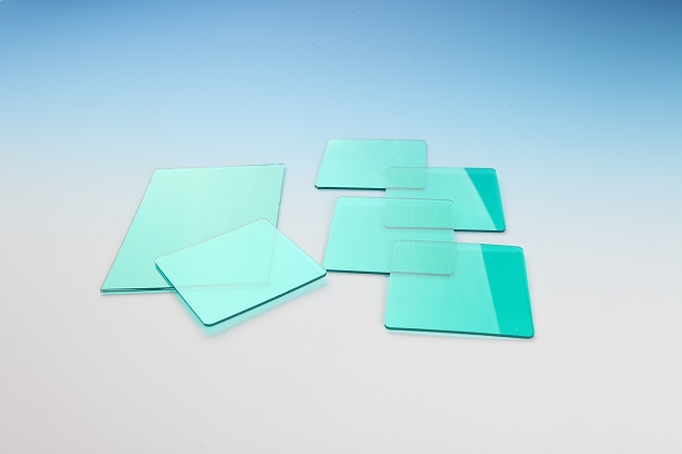 民扬塑胶科技的PET纳米强化板可以替代亚克力、PC、PS等板材。强度高，韧性好
